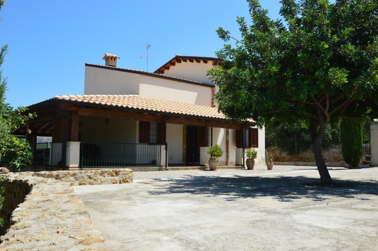 פרטיניצ'ו Casa Vacanza Borgo Parrini מראה חיצוני תמונה